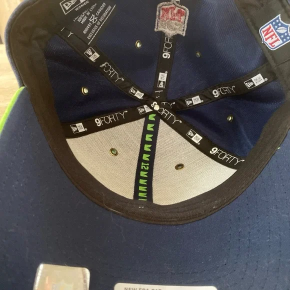New Era Blue and Green Seahawks Hat - Picture 8 of 11